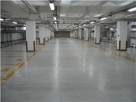 新完成的環氧地坪